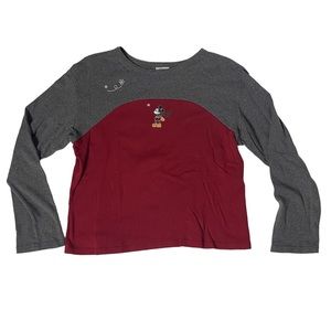 Vintage Women’s Disney Mickey Mouse Winter Embroidered Crewneck XL Long Sleeve